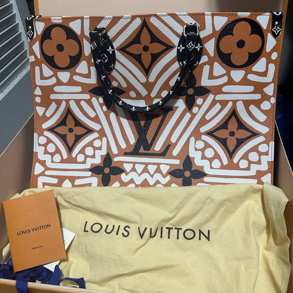 Louis Vuitton On The Go